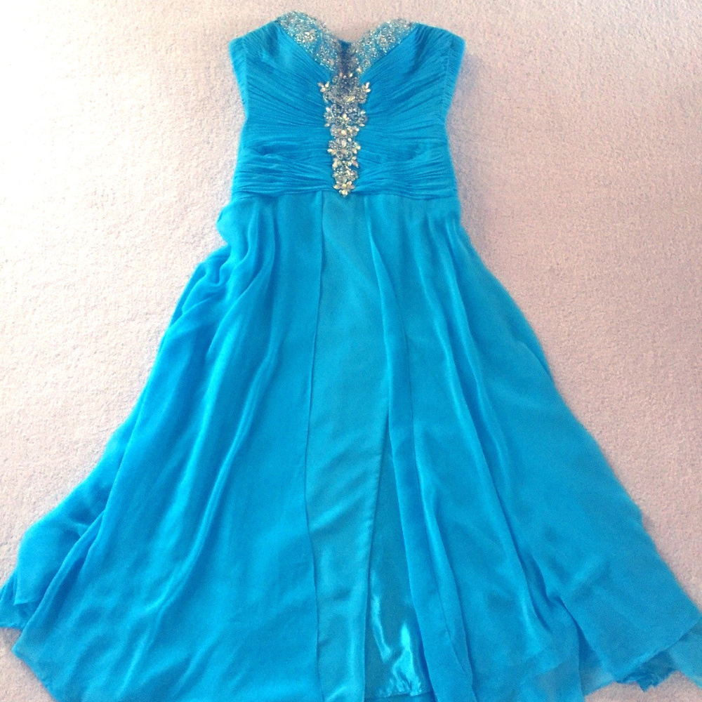 ALYCE PARIS Tiffany Blue Sweetheart long gown